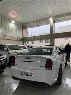 کرایسلەر 300